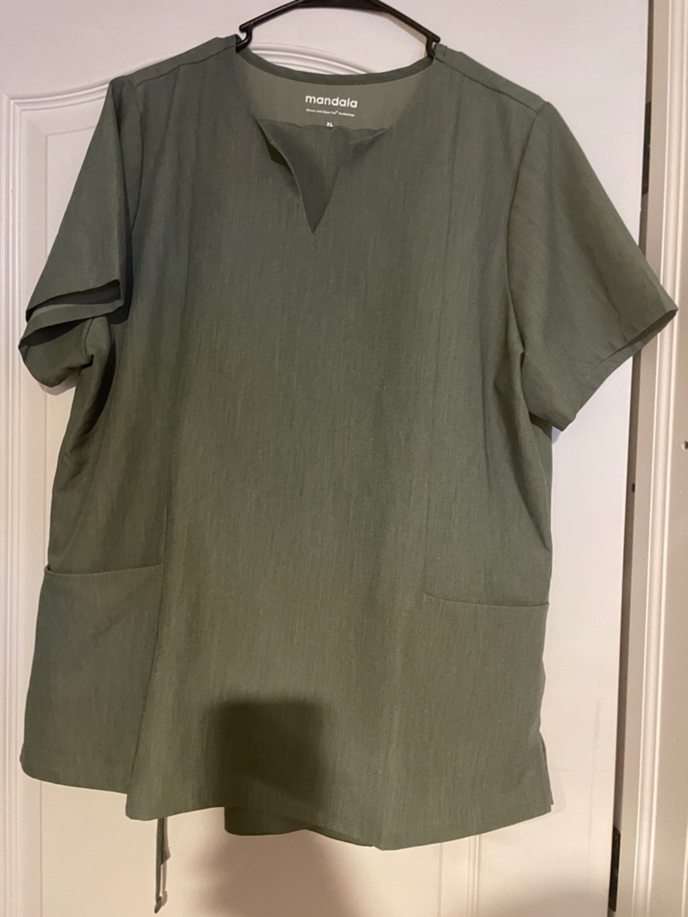 Mandala Heather green scrub set XL
